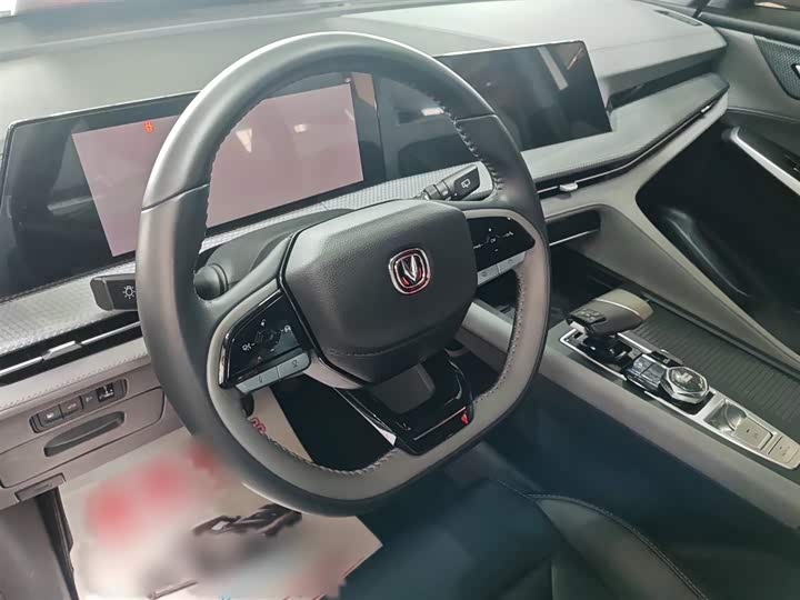 Changan CS75 PLUS 2022 1.5 T ATPremium — фото 15