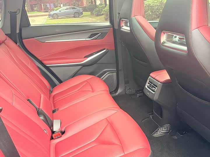 Changan CS75 PLUS 2022 2.0 T AT — фото 14