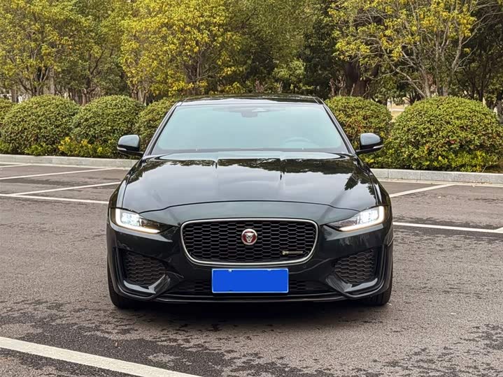 Jaguar XEL 2023 2.0 T 250 PS R-DYNAMIC S — фото 3