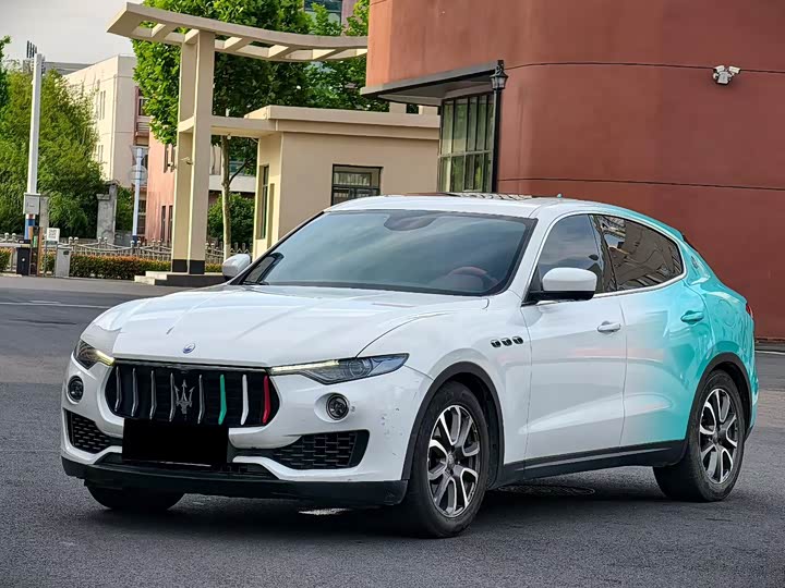 Maserati Levante 2016 3.0 T Standard — фото 2