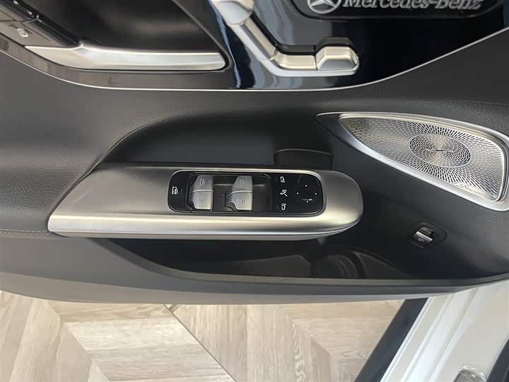Mercedes-Benz C-Class 2023 C 260 L — фото 25