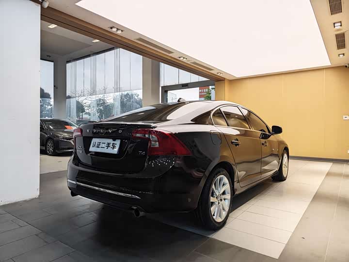 Volvo S60 2018 S 60 L T 4 — фото 28