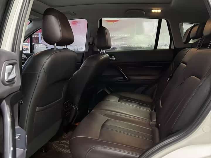 Trumpchi GS4 2018 235 T AT 2 WD — фото 5