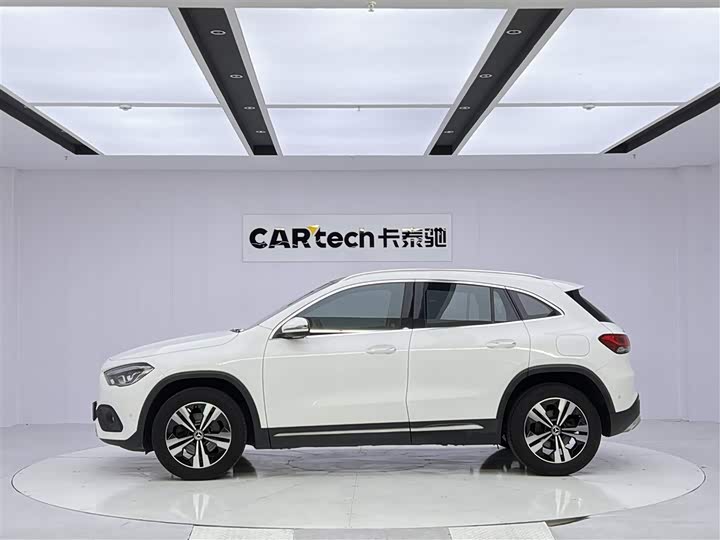 Mercedes-Benz GLA 2020 GLA 200 — фото 7