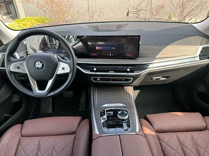 BMW X7 2024 x Drive 40i Leading — фото 6