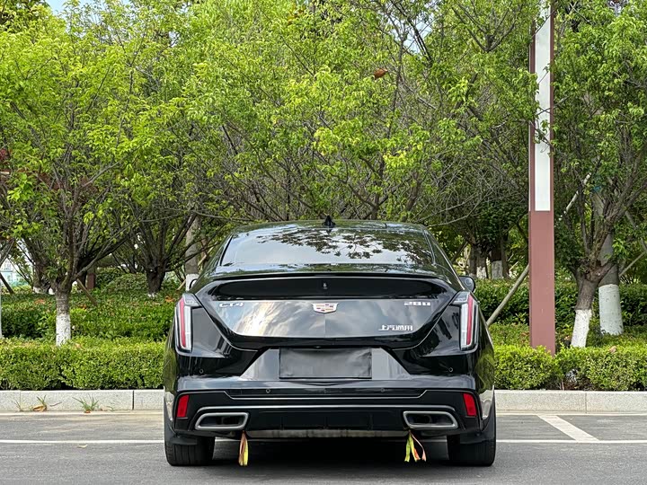 Cadillac CT 4 2021 28 T Premium — фото 4