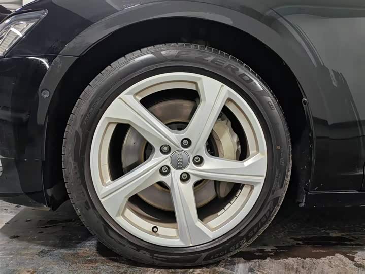 Audi A6L 2021 55 TFSI quattro — фото 15