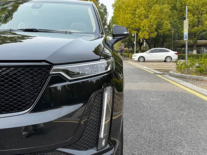 Cadillac XT6 2025 2.0 T 4 WD — фото 15