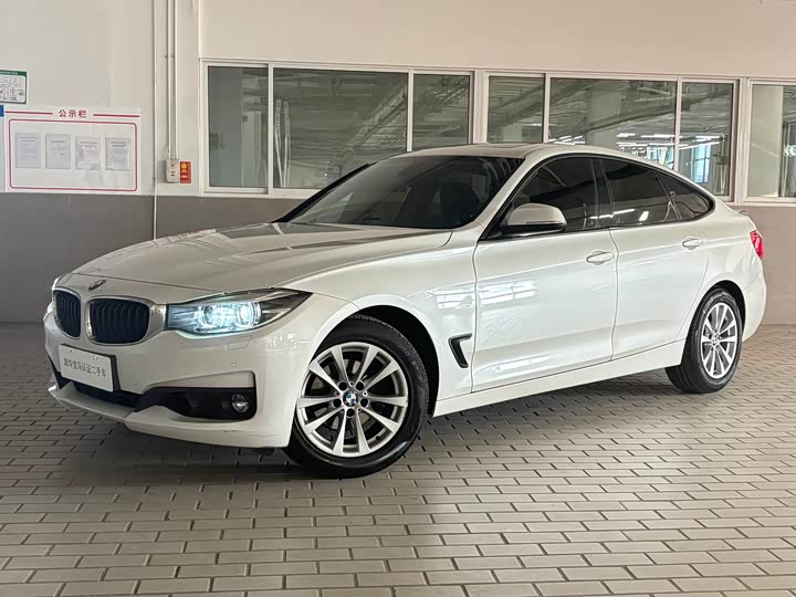 BMW 3-Series 2016 320i — фото 1