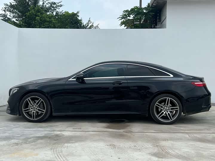 Mercedes-Benz E-Class 2017 E 200 — фото 5