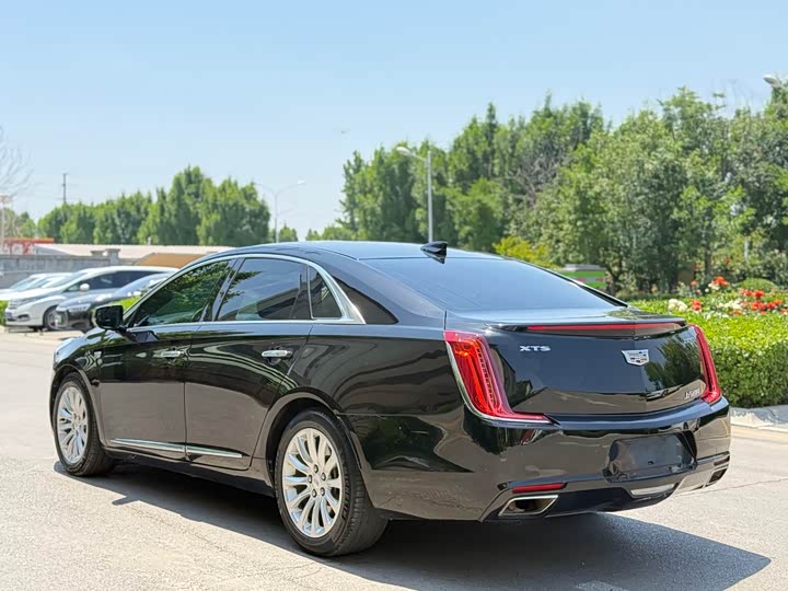 Cadillac XTS 2018 28 T Elite — фото 9