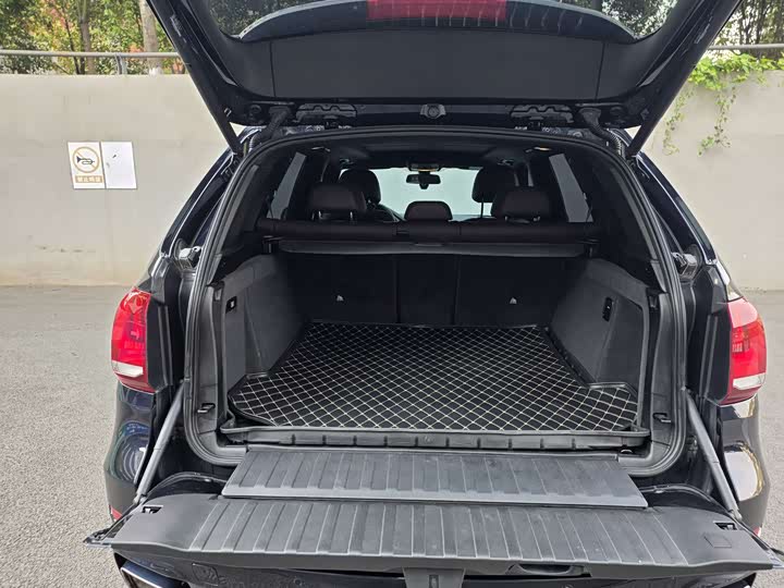BMW X5 2017 x Drive 35i M Sport — фото 39