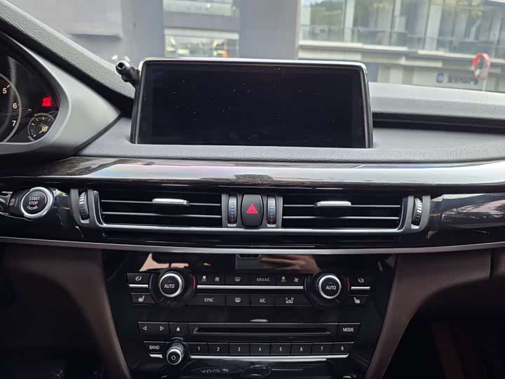 BMW X5 2017 x Drive 35i M Sport — фото 19