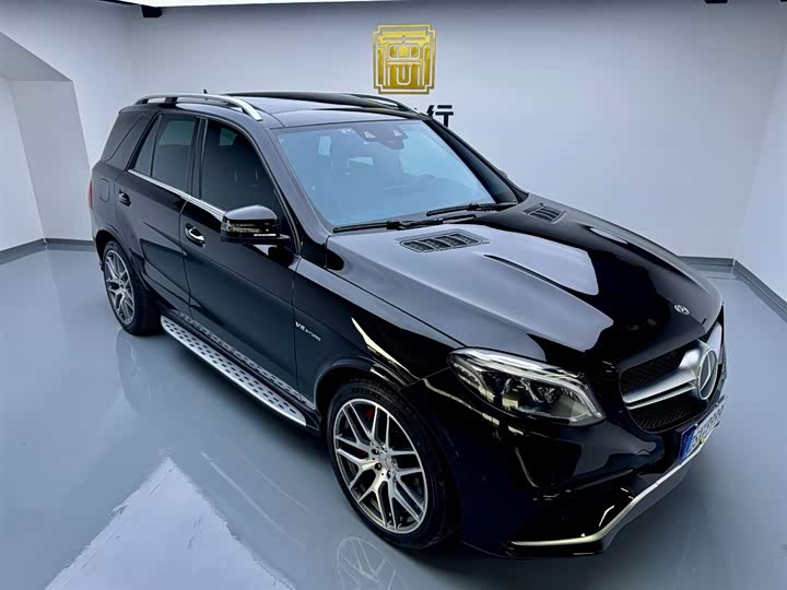 Mercedes-Benz GLE 2015 AMG GLE 63 S 4 MATIC — фото 7