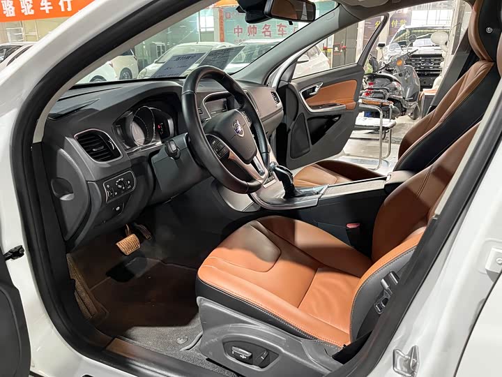 Volvo S60 2017 S 60 L T 4 — фото 7