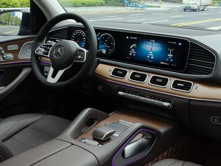 Mercedes-Benz GLE — фото 8
