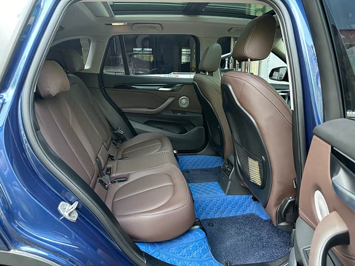 BMW X1 2021 s Drive 20 Li — фото 11
