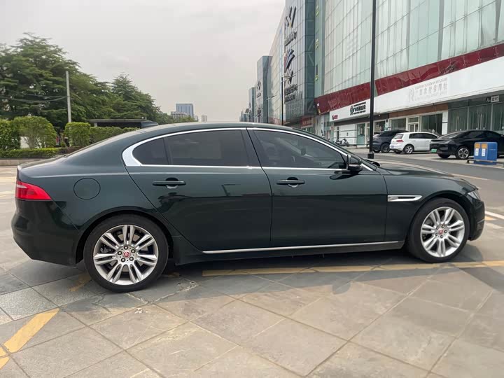 Jaguar XEL 2019 2.0 T 200 PS — фото 4