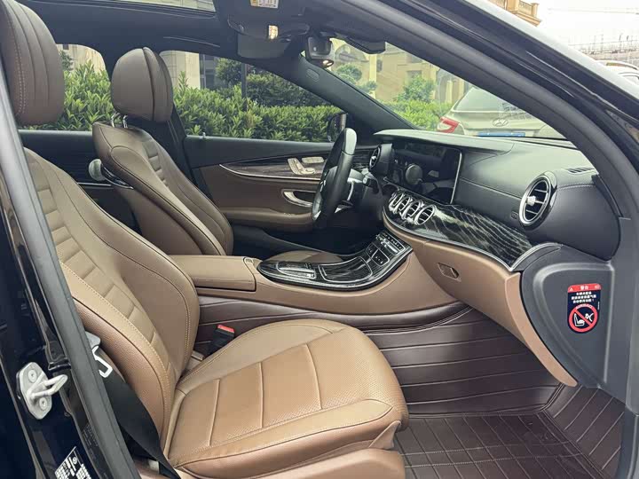 Mercedes-Benz E-Class 2021 E 300 L — фото 12