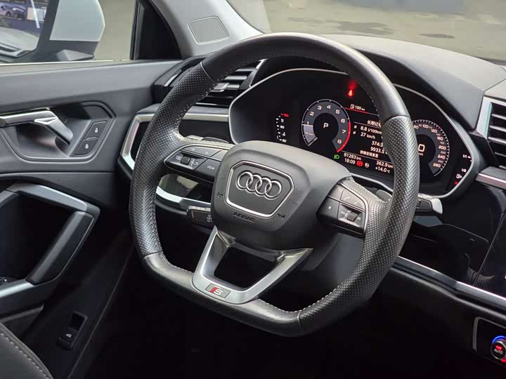Audi Q3 Sportback 2020 40 TFSI — фото 14