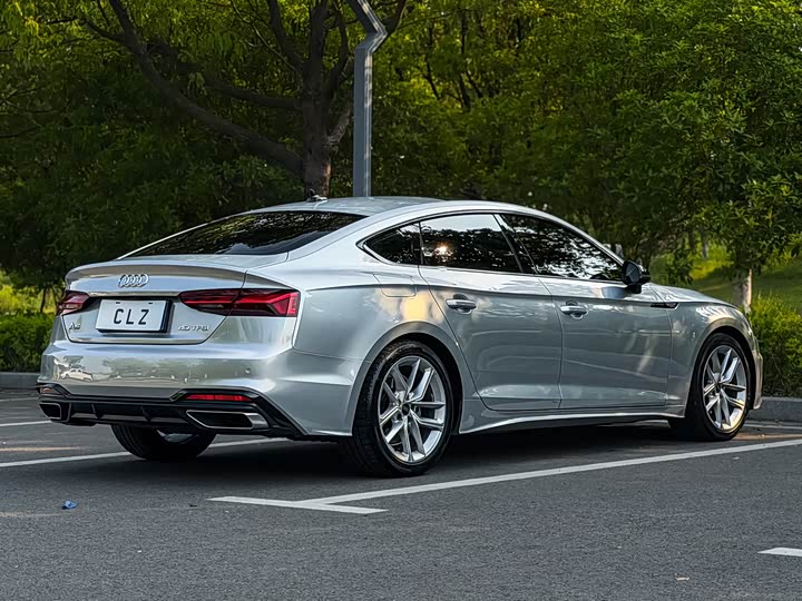 Audi A5 2022 Sportback 40 TFSI — фото 9