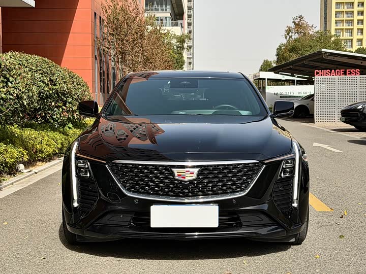 Cadillac CT 5 2024 28 T Luxury Pro — фото 2