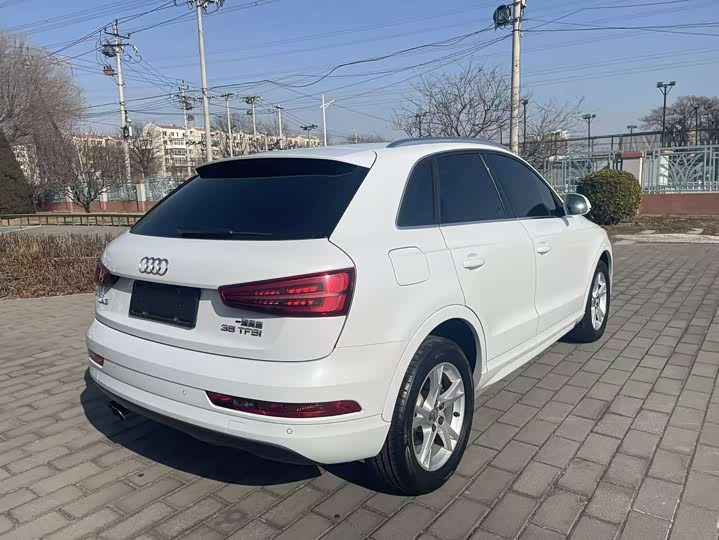 Audi Q3 2018 30 35 TFSI — фото 8