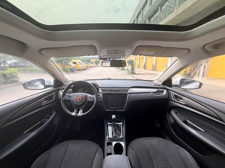 Roewe i5 2020 1.5 L AT 4 G — фото 7