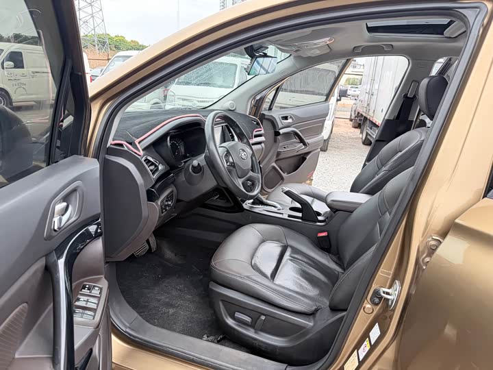 Trumpchi GS4 2015 200 T G-DCT — фото 9