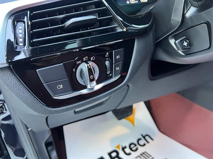 BMW 5-Series 2022 530 Li Leading M — фото 20
