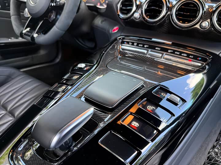 Mercedes-Benz AMG 2021 AMG GT — фото 15