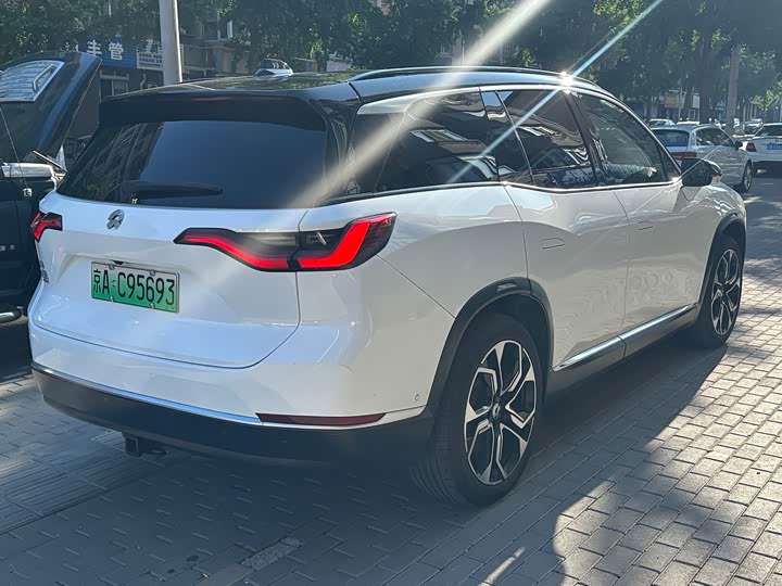 NIO ES 8 2022 100k Wh — фото 3