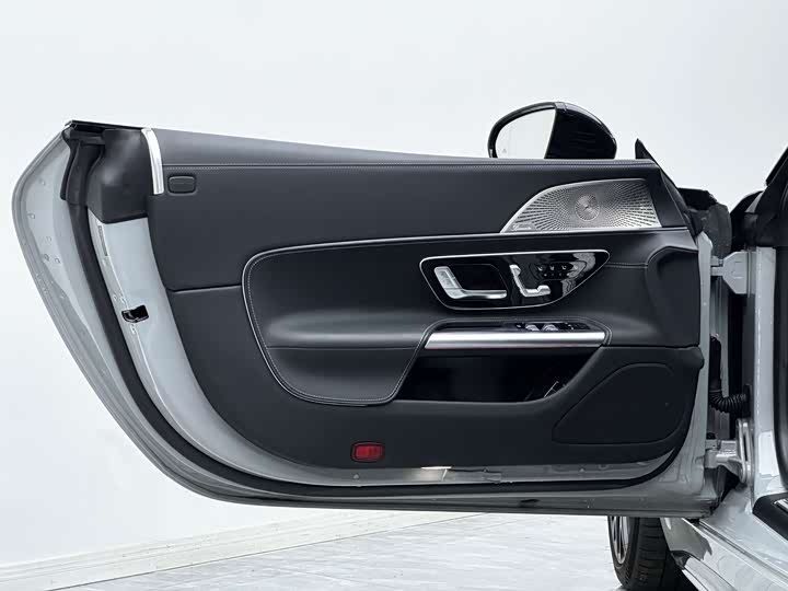 Mercedes-Benz SL-Class 2022 AMG SL 43 — фото 16