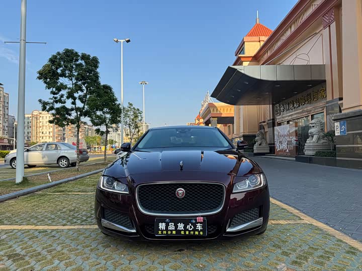 Jaguar XFL 2017 XFL 2.0 T 240 PS — фото 2