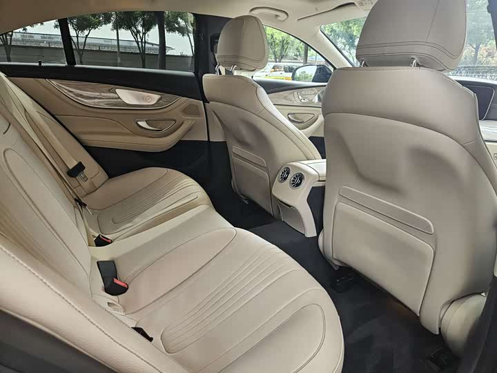 Mercedes-Benz CLS 2023 CLS 300 — фото 10