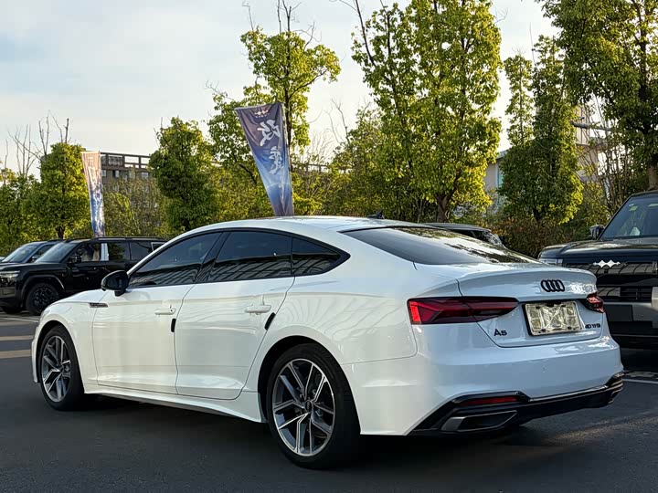 Audi A5 Sportback 40 TFSI — фото 15