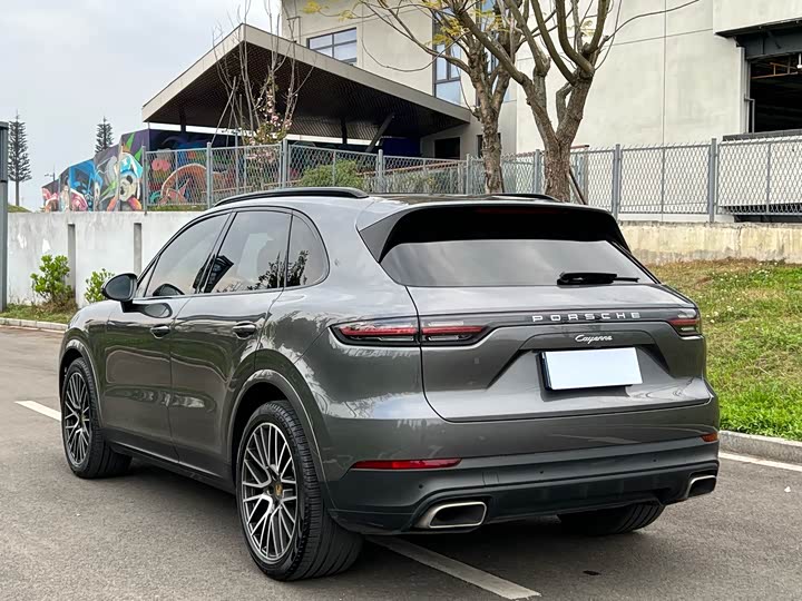 Porsche Cayenne 2019 Cayenne 3.0 T — фото 12