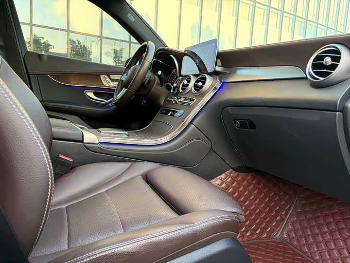 Mercedes-Benz GLC 260 L 4MATIC люкс — фото 13