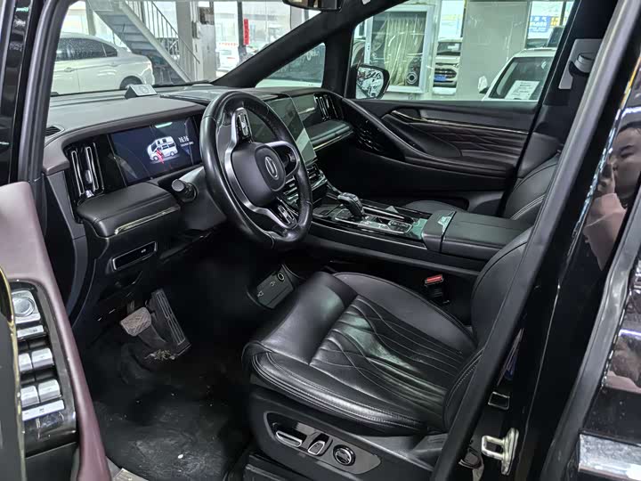 Trumpchi M8 2024 400 T — фото 7