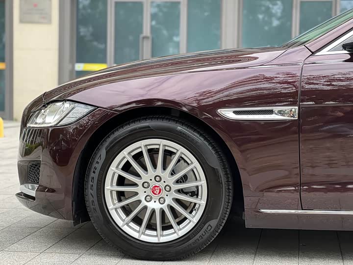Jaguar XFL 2018 XFL 2.0 T 200 PS — фото 21