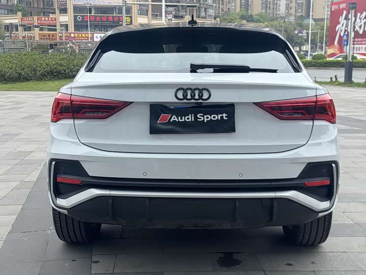 Audi Q3 Sportback 2020 40 TFSI — фото 7