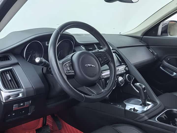 Jaguar E-PACE 2018 P 200 S V — фото 24