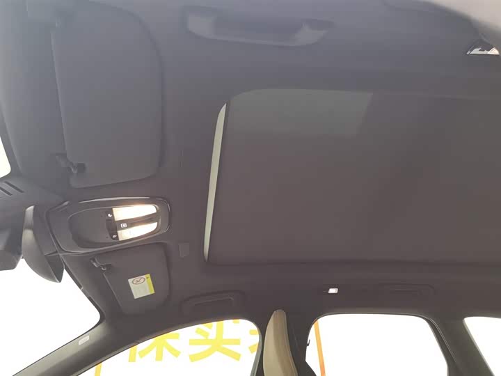 Volvo XC60 2026 B 5 4 WD — фото 14