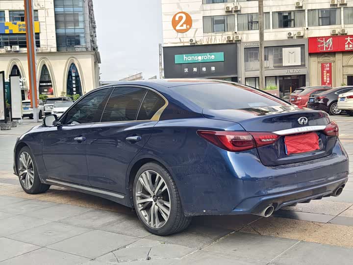 Infiniti Q50L 2022 2.0 T — фото 8