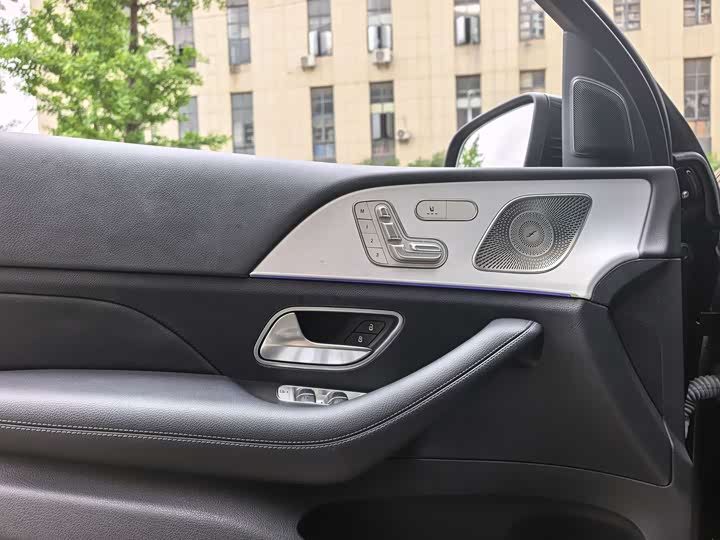 Mercedes-Benz GLE 2020 GLE 450 4 MATIC SUV — фото 5