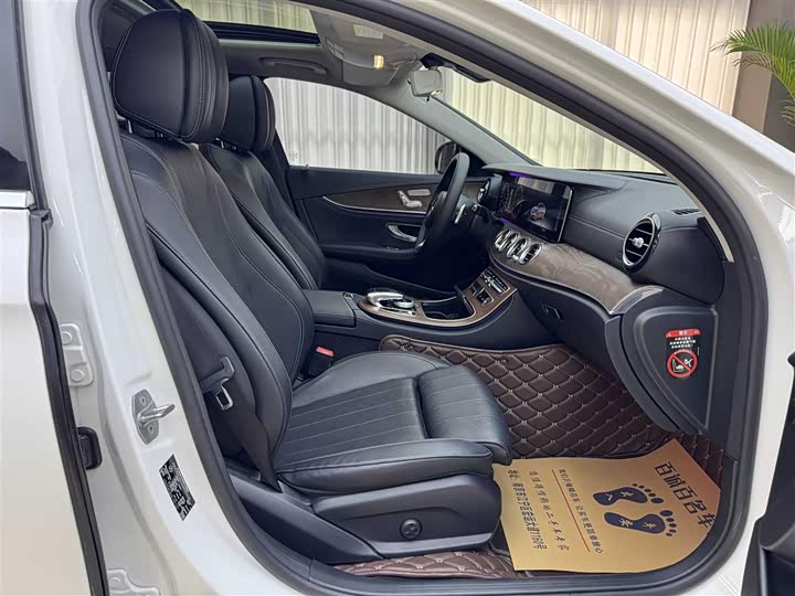 Mercedes-Benz E-Class 2018 E 200 L — фото 12