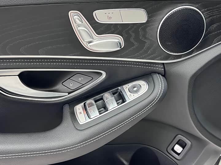 Mercedes-Benz C-Class 2017 C 200 L — фото 18