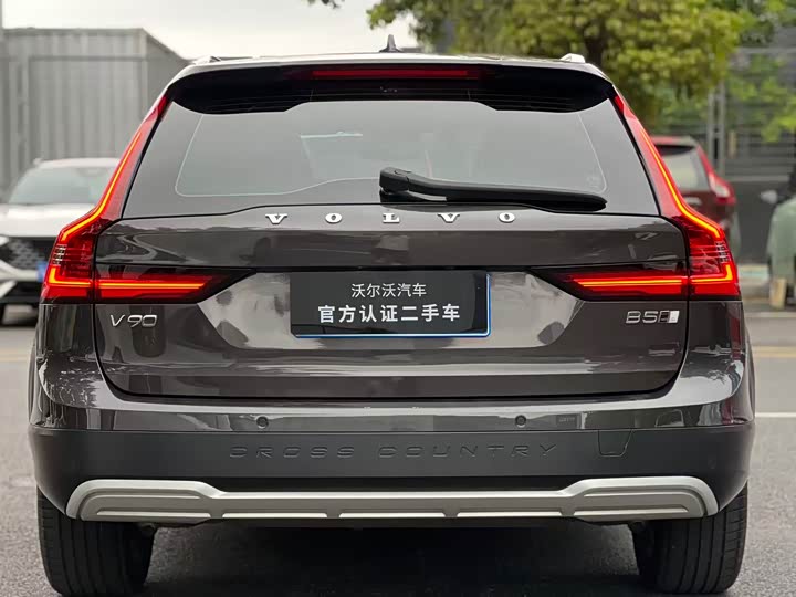 Volvo V90 2022 Cross Country B 5 AWD — фото 10