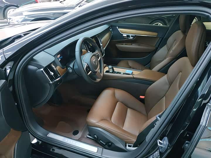 Volvo S90 2024 B 5 — фото 15