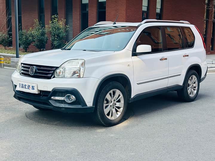 Dongfeng MX6 2016 2.0 L CVT 2 WD — фото 1